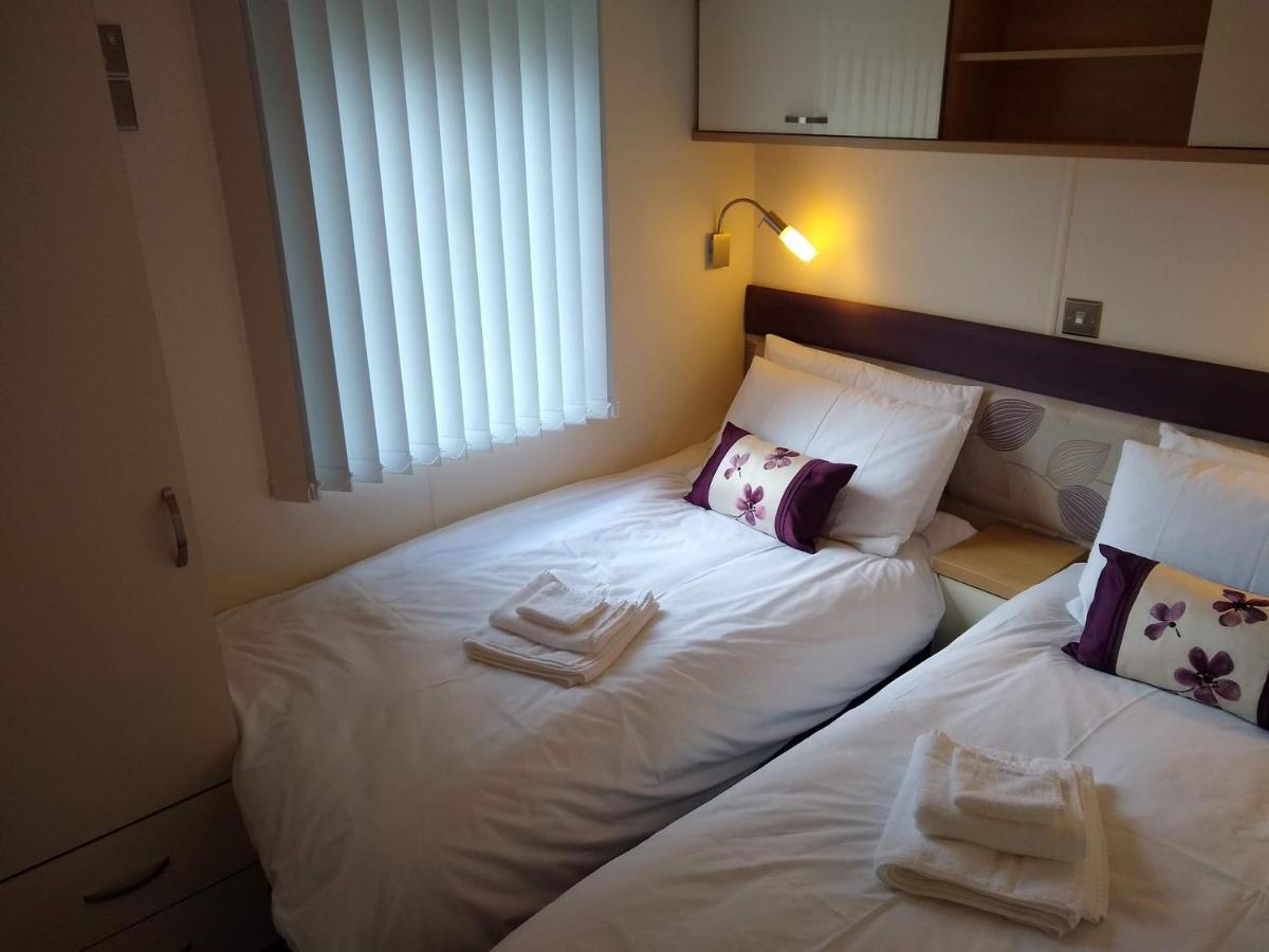 Lazy Days Lodge Glendevon المظهر الخارجي الصورة